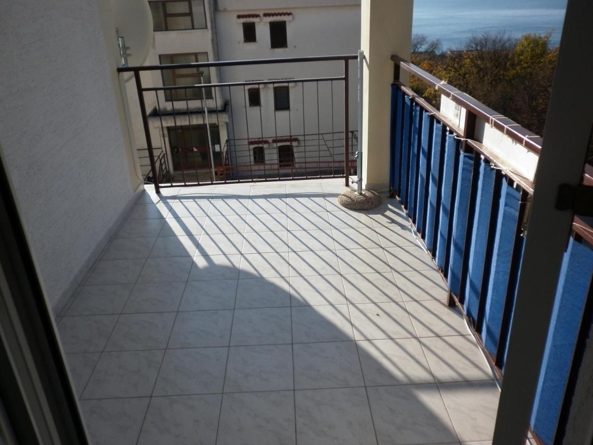 Apartment Antoncic Dramalj Buitenkant foto