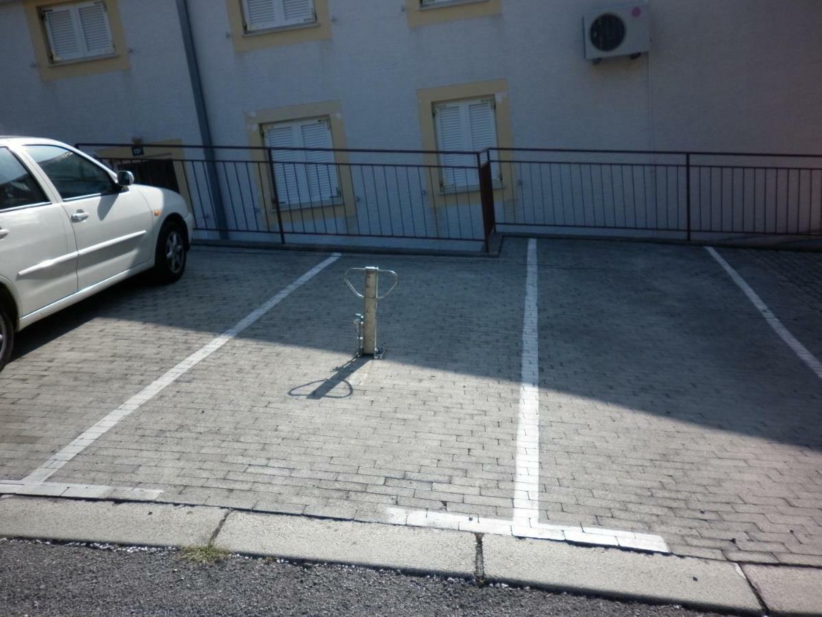 Apartment Antoncic Dramalj Buitenkant foto