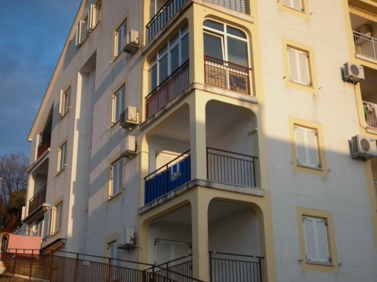 Apartment Antoncic Dramalj Buitenkant foto